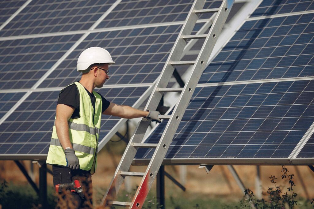 Top Residential Solar Panel Installation in Oak Park, IL